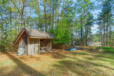 SO MUCH POTENTIAL in this LARGE 4 Bedroom, 4 Bath Home with on Hattiesburg Country Club in Mississippi - for sale on GolfHomes.com, golf home, golf lot