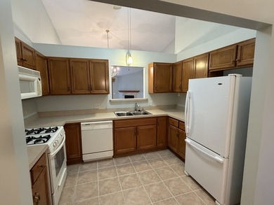 Fabulous west side location condo available in Fairway Estates on Inwood Golf Course in Illinois - for sale on GolfHomes.com, golf home, golf lot