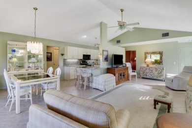 Fantastic 3 bedroom, 2 bath home overlooking the 6th hole of on Heritage Ridge Golf Club in Florida - for sale on GolfHomes.com, golf home, golf lot