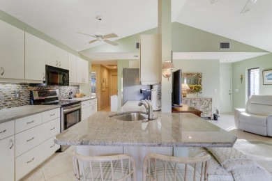 Fantastic 3 bedroom, 2 bath home overlooking the 6th hole of on Heritage Ridge Golf Club in Florida - for sale on GolfHomes.com, golf home, golf lot