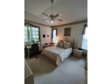 THIS IS THE BEST VALUE IN OAK RUN TODAY!!CHECK THE NEW PRICE! on Royal Oaks Golf Club in Florida - for sale on GolfHomes.com, golf home, golf lot