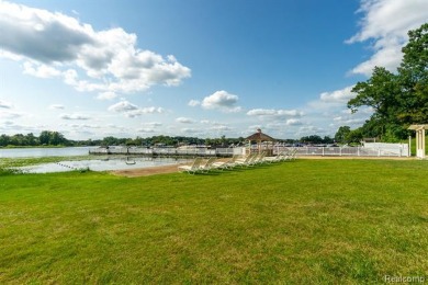 Oak Pointe was developed to offer residents the lifestyle dreams on Oak Pointe Country Club in Michigan - for sale on GolfHomes.com, golf home, golf lot