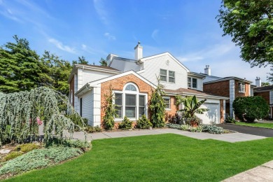 It's available! A Turnberry Townhome with a primary on the main! on Hamlet Golf and Country Club in New York - for sale on GolfHomes.com, golf home, golf lot