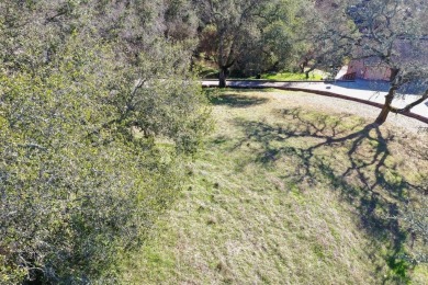 This is the perfect spot to build your Wine country dream on Windsor Golf Club in California - for sale on GolfHomes.com, golf home, golf lot