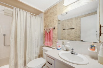 This charming 2-bedroom, 2-bathroom home is situated on a on Maple Leaf Golf and Country Club in Florida - for sale on GolfHomes.com, golf home, golf lot