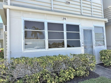 Check out 215 Monaco E in Delray Beach, FL! This cozy 1-bedroom on Kings Point Golf -Flanders Way in Florida - for sale on GolfHomes.com, golf home, golf lot