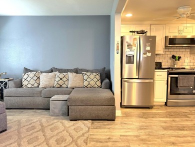 Check out 215 Monaco E in Delray Beach, FL! This cozy 1-bedroom on Kings Point Golf -Flanders Way in Florida - for sale on GolfHomes.com, golf home, golf lot