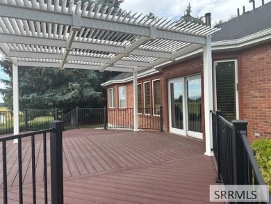 Nestled on the prestigious fairway of Sage Lake Golf Course & on Sage Lakes Municipal Golf Course in Idaho - for sale on GolfHomes.com, golf home, golf lot