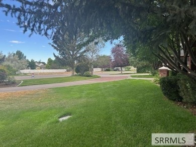 Nestled on the prestigious fairway of Sage Lake Golf Course & on Sage Lakes Municipal Golf Course in Idaho - for sale on GolfHomes.com, golf home, golf lot