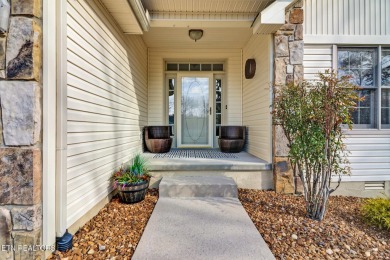 A great home with great bones in a great neighborhood!  This on Heatherhurst Golf Course in Tennessee - for sale on GolfHomes.com, golf home, golf lot