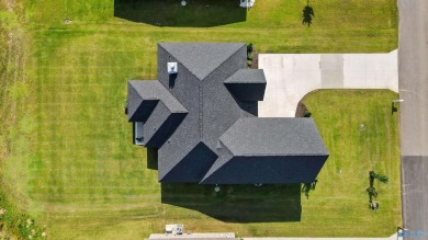 Stunning 3BR, 2.5BA home in a gated golf course community on Cherokee Ridge Country Club in Alabama - for sale on GolfHomes.com, golf home, golf lot