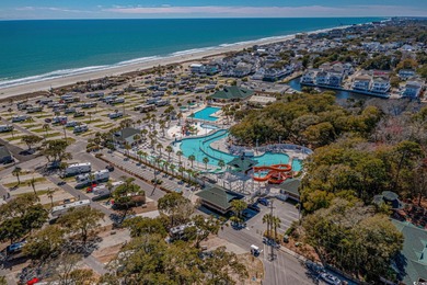 ADORABLE 2 BED/2 BATH BEACH BUNGALOW WITH CONCRETE DRIVEWAY on Prestwick Country Club in South Carolina - for sale on GolfHomes.com, golf home, golf lot