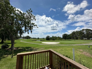 BREATHTAKING VIEWS AND A TURNKEY HOME. JUST PACK YOUR BAGS AND on Clerbrook Resort, Inc. in Florida - for sale on GolfHomes.com, golf home, golf lot