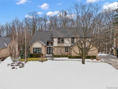 This stunning 4-bedroom, 3.5-bathroom home has been completely on Copper Creek in Michigan - for sale on GolfHomes.com, golf home, golf lot