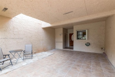 Bright and Spacious 2 Bed +Den/2.5 Bath Townhouse in beautiful on  in Florida - for sale on GolfHomes.com, golf home, golf lot