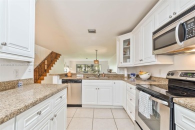 Bright and Spacious 2 Bed +Den/2.5 Bath Townhouse in beautiful on  in Florida - for sale on GolfHomes.com, golf home, golf lot