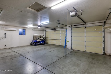 Welcome to this beautifully appointed retreat on a 1/3 acre lot on London Bridge Golf Course in Arizona - for sale on GolfHomes.com, golf home, golf lot