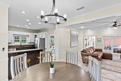 This delightful 3 bedroom/3.5 bath traditional style home is on Highland Oaks Golf Course in Alabama - for sale on GolfHomes.com, golf home, golf lot