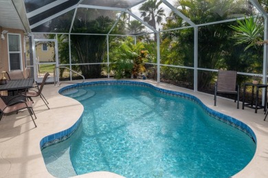 Don't miss out on this lovely 3 bedroom, 2 bath, 2 car garage on Pinemoor West Golf Club in Florida - for sale on GolfHomes.com, golf home, golf lot