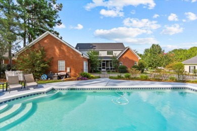 This delightful 3 bedroom/3.5 bath traditional style home is on Highland Oaks Golf Course in Alabama - for sale on GolfHomes.com, golf home, golf lot