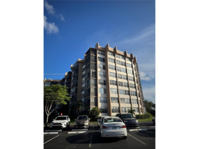 Beautifully updated 2BR/2BA condo in a sought-after 55+ Florida on Pembroke Lakes Golf Club in Florida - for sale on GolfHomes.com, golf home, golf lot