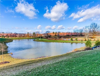 Welcome to the beautiful Links At Rosemont Greens! This on Rosemont Country Club in Ohio - for sale on GolfHomes.com, golf home, golf lot