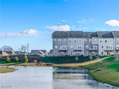 Welcome to the beautiful Links At Rosemont Greens! This on Rosemont Country Club in Ohio - for sale on GolfHomes.com, golf home, golf lot