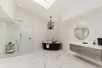 Step inside this chic newly remodeled designer home, located on on PGA West Private Golf Courses in California - for sale on GolfHomes.com, golf home, golf lot
