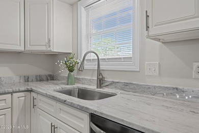 Move right into this beautifully renovated 3 bedroom, 2 bathroom on River Bend Golf and Country Club in North Carolina - for sale on GolfHomes.com, golf home, golf lot