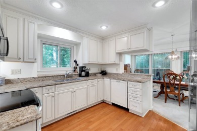 Welcome to this 3 bedroom, 3 bathroom spacious home in the on Keowee Key Golf and Country Club in South Carolina - for sale on GolfHomes.com, golf home, golf lot