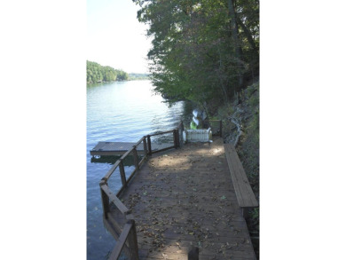 Homes on the lake are going for high prices (OVER $1,000,000) on Hide-A-Way Hills Golf Club in Ohio - for sale on GolfHomes.com, golf home, golf lot
