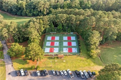 Fully remodeled 3 bedroom, 2 bathroom home in Turtle Cove! Enjoy on Turtle Cove Golf Course in Georgia - for sale on GolfHomes.com, golf home, golf lot