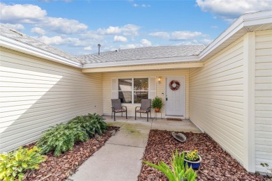 Welcome to this beautifully updated Banyan/Bougainvillea model on The Links of Spruce Creek in Florida - for sale on GolfHomes.com, golf home, golf lot