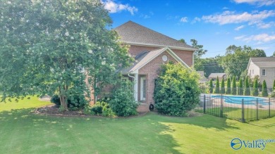 Full Brick with Pool! - Spacious 4 bedroom 3.5 bath full brick on Goose Pond Colony Resort - Lake Golf Course in Alabama - for sale on GolfHomes.com, golf home, golf lot