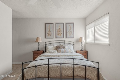 Stylish & Contemporary.  Located in Spruce Creek Fly-In's on Spruce Creek Golf Club in Florida - for sale on GolfHomes.com, golf home, golf lot