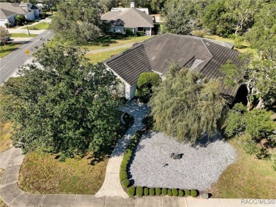 Nicely elevated gorgeous 'custom' 3 bedroom, 3 bath golf course on Southern Woods Golf Club in Florida - for sale on GolfHomes.com, golf home, golf lot