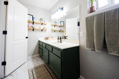 Welcome home to 2661 Diablo Drive. A true turnkey Southside gem on London Bridge Golf Course in Arizona - for sale on GolfHomes.com, golf home, golf lot