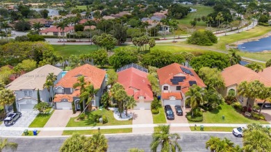 Beautifully updated LAKE FRONT 3-bed, 2-bath home in Grand on Grand Palms Hotel and Golf Resort in Florida - for sale on GolfHomes.com, golf home, golf lot