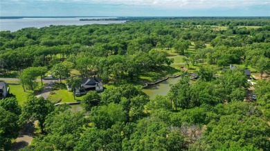 Waterfront lot on protected cove in sought after Pinnacle Club a on Pinnacle Golf and Boat Club in Texas - for sale on GolfHomes.com, golf home, golf lot