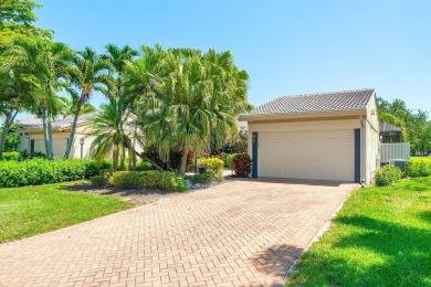 Sun-filled 2-bedroom villa with views of the golf course on Hunters Run Golf and Country Club in Florida - for sale on GolfHomes.com, golf home, golf lot