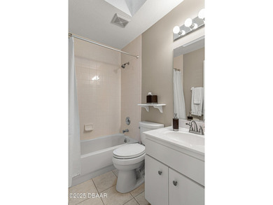 Paytas Built & Well Maintained 3 Bedroom 2 Bath home in sought on Spruce Creek Golf Club in Florida - for sale on GolfHomes.com, golf home, golf lot