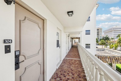 Location,location!! Best deal downtown Boca. Totally renovated 2 on Boca Raton Resort and Club in Florida - for sale on GolfHomes.com, golf home, golf lot