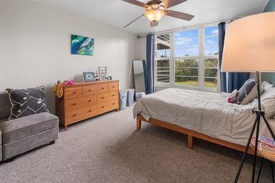 Beautifully remodeled 3-bedroom, 2.5-bath F-model condo with 1 on Palm-Aire Country Club and Resort - Palms in Florida - for sale on GolfHomes.com, golf home, golf lot