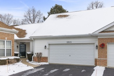 Wonderful 2-Bedroom, 2-Bathroom Ranch Townhome in Carillon's 55+ on The Links at Carillon in Illinois - for sale on GolfHomes.com, golf home, golf lot