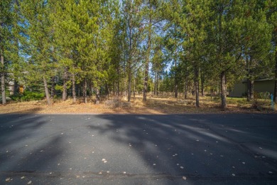 Discover one of the last remaining opportunities to build your on Sunriver Woodlands Golf Course in Oregon - for sale on GolfHomes.com, golf home, golf lot