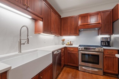 Don't miss this one of kind National Village II Townhome in on Reynolds Lake Oconee - The Oconee in Georgia - for sale on GolfHomes.com, golf home, golf lot