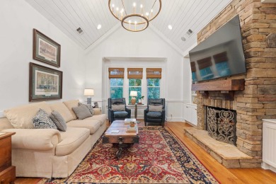 Don't miss this one of kind National Village II Townhome in on Reynolds Lake Oconee - The Oconee in Georgia - for sale on GolfHomes.com, golf home, golf lot