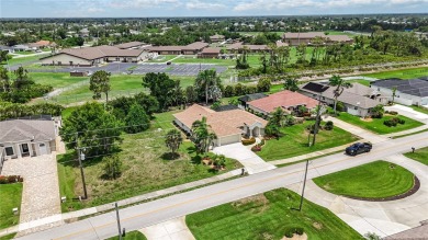 Spacious 4-Bedroom Pool Home in Rotonda West - Florida Living at on Pinemoor West Golf Club in Florida - for sale on GolfHomes.com, golf home, golf lot