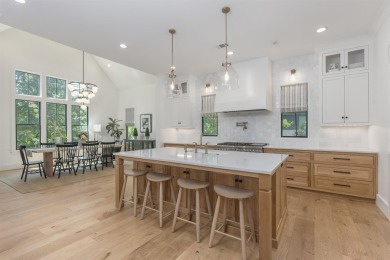 STUNNING REYNOLDS SIGNATURE HOME COMPLETED IN 2021 WITH LAKE on Reynolds Lake Oconee - The Oconee in Georgia - for sale on GolfHomes.com, golf home, golf lot