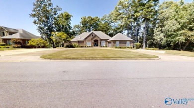 CUSTOM BUILT LAKE VIEW HOME WITH VIEW OF THE #6 FAIRWAY POND AND on Gunters Landing in Alabama - for sale on GolfHomes.com, golf home, golf lot